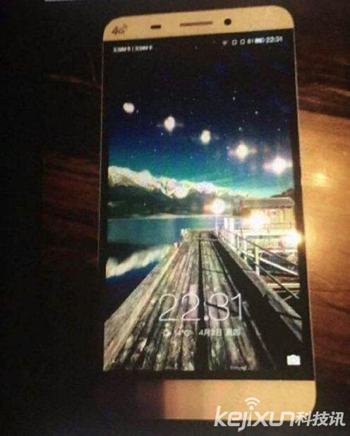 疑似樂視超級手機諜照曝光：4月14日北京發(fā)布