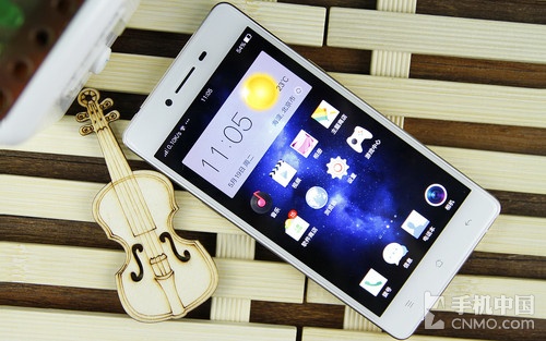全局閃拍熱門機_OPPO R7第1張圖