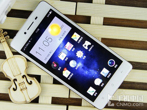 纖薄機身2.5弧面屏 OPPO R7官網(wǎng)熱銷中