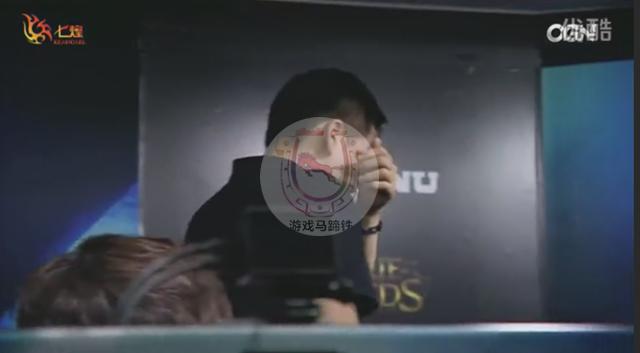 LOLFaker虐泉敗人品SKT慘敗：教中國戰隊如何贏韓國隊