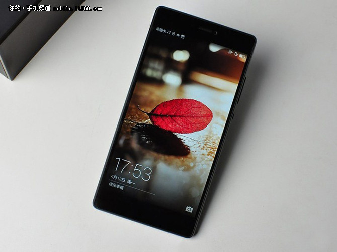 雙4G網絡直降三百 華為P8標準版2559元