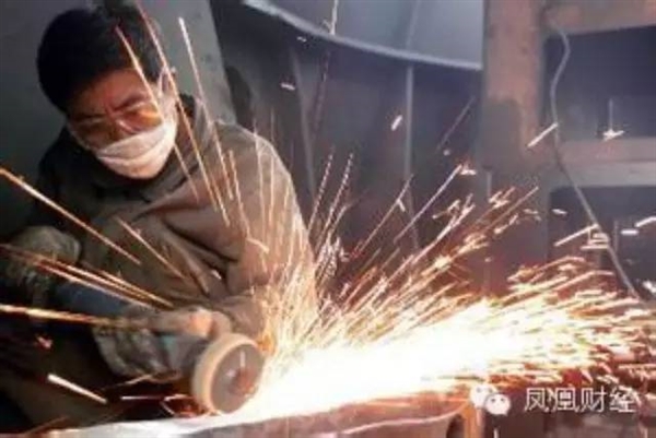 中國制造：距離世界頂級還差30年！卻要跑