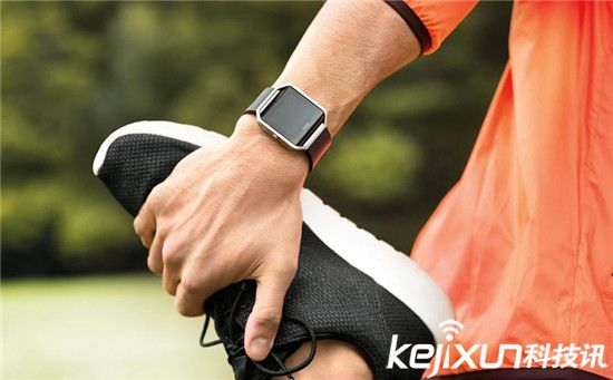 fitbit在CES上發(fā)布新產(chǎn)品：表帶表框都能換！