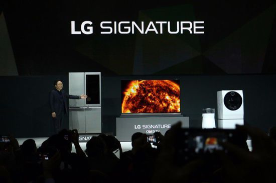 LG新品曝光 50大圖領(lǐng)略CES發(fā)布會(huì)現(xiàn)場(chǎng)