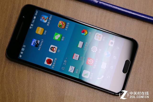 HTC One A9:精致貴族風范的中端機 