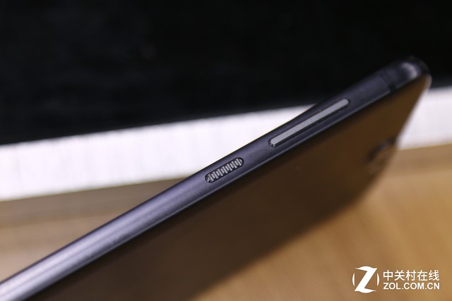 HTC One A9:精致貴族風范的中端機 