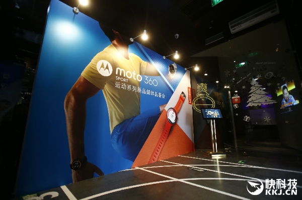 2388元！Moto 360 Sport智能手表正式發售