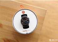 2388元！Moto 360運(yùn)動(dòng)版國(guó)行圖賞：硅膠腕帶