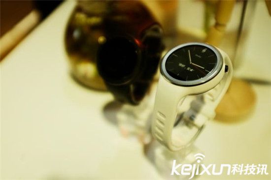 Moto 360 Sport國(guó)行版今日開(kāi)售 2388元起!