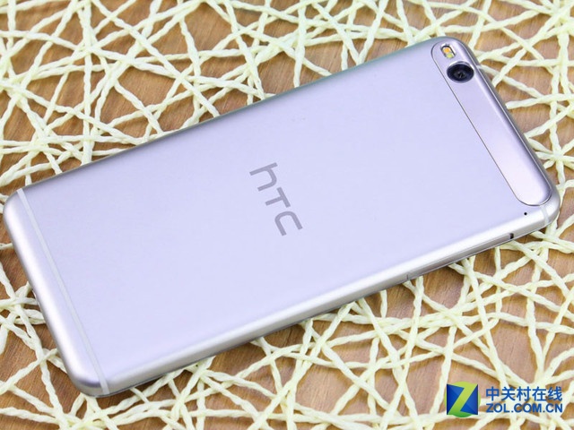 搭Android 6.0 HTC One X9售價2399元 