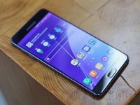 全新Galaxy A7續(xù)航體驗(yàn) 3300mAh大電池