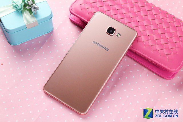 大屏長(zhǎng)續(xù)航 三星Galaxy A9(2016)評(píng)測(cè) 