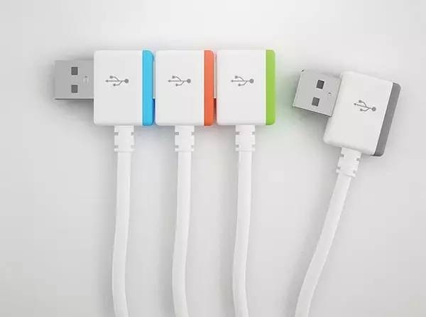 Infinite USB by vojotech：這款由設(shè)計(jì)團(tuán)隊(duì) vojotech 帶來(lái)的集成型數(shù)據(jù)InfiniteUSB。將傳統(tǒng) USB 插頭的后端打開，變成下一個(gè)插頭的插座，從而實(shí)現(xiàn)無(wú)限次的連接，不用的時(shí)候，帶磁性的設(shè)計(jì)還可以讓每一根Infinite USB合并收納。