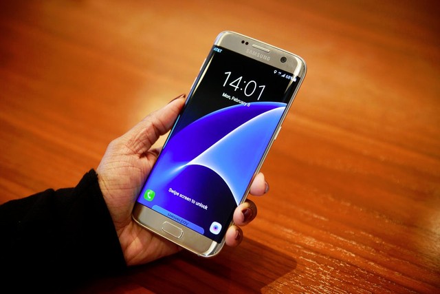 豐富曲面功能 三星Galaxy S7 Edge真機(jī)圖賞