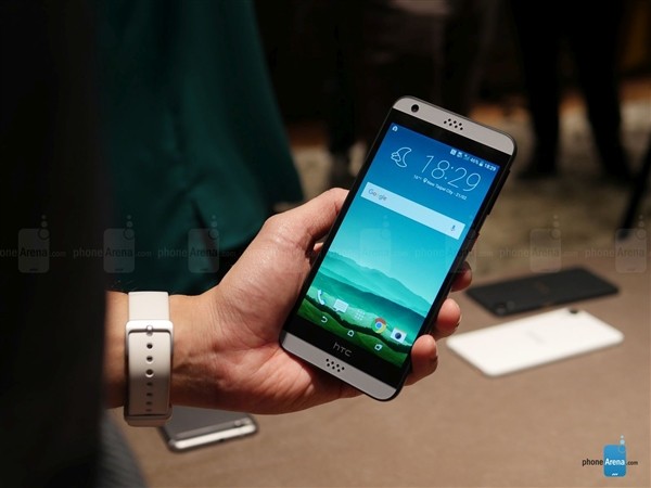 略丑的個(gè)性設(shè)計(jì) HTC Desire三新機(jī)上手