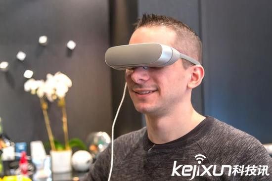 LG 360 VR上手：三星Gear VR不淡定了！