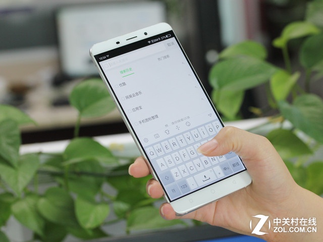 情人節送什么？ 市售玫瑰金手機好選擇 