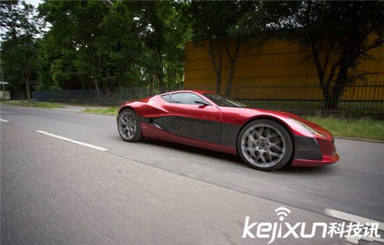 這款電動超級跑車土豪都不淡定了：特斯拉默默吃灰！