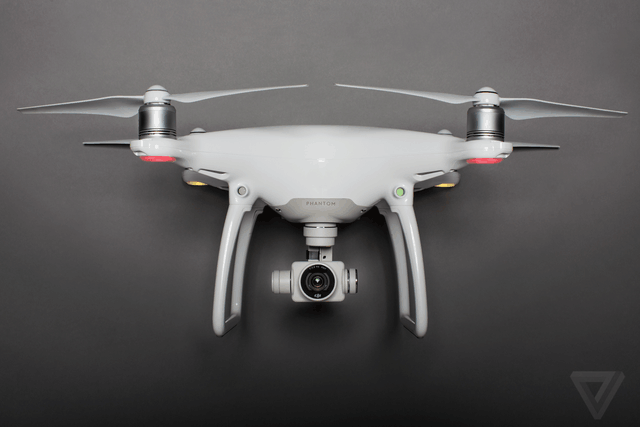 感受逆天黑科技：大疆Phantom 4搶先看