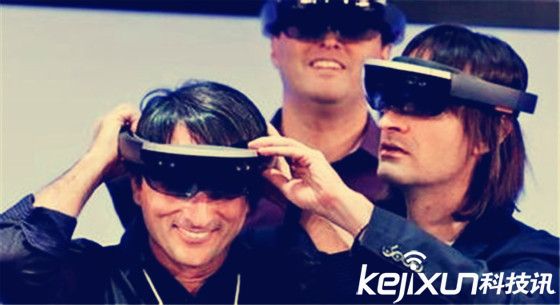 微軟HoloLens讓人失望：發(fā)熱嚴重而且戴著不舒服