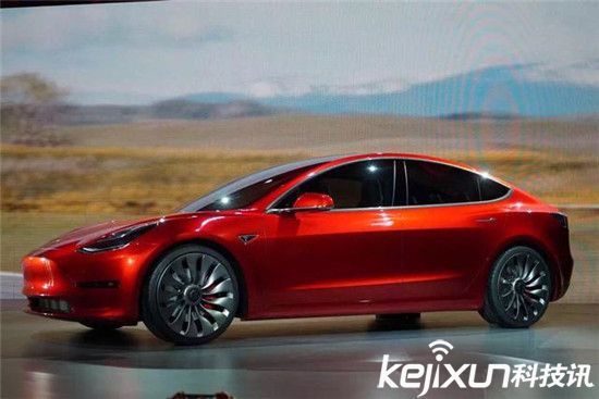 特斯拉愚人節發布Model 3：Model S可能要賣不動了