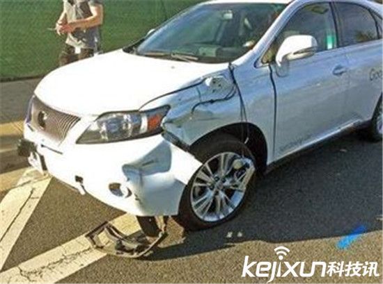谷歌汽車肇事遭打臉 無人駕駛真的可靠嗎？
