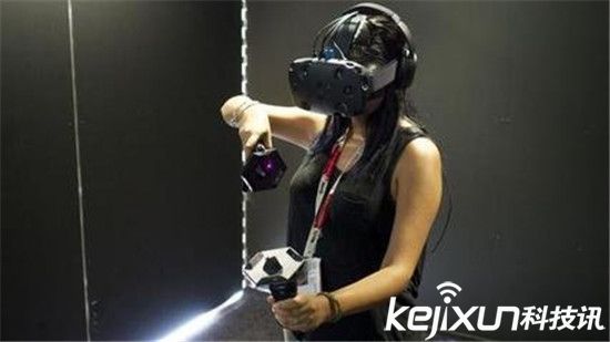 HTC vive史上最強？體驗極致虛擬現實！