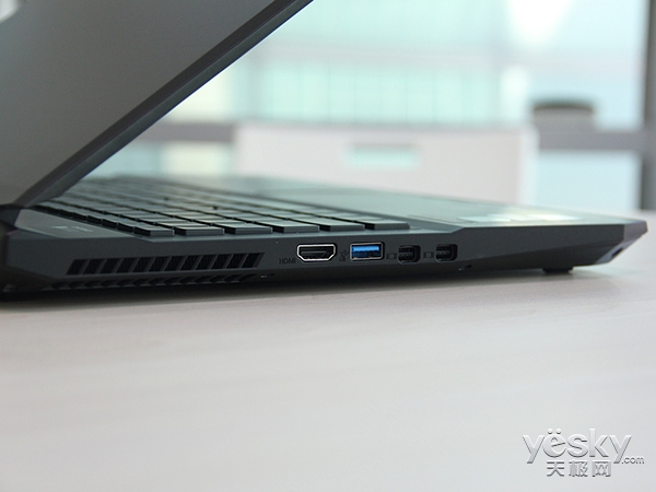 72%高色域更佳 搭全新Skylake平臺這個(gè)價(jià)?
