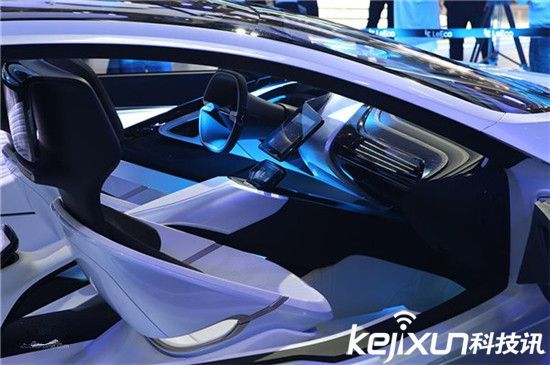 樂視超級汽車LeSEE亮相北京車展 車輛自動(dòng)駕駛已實(shí)現(xiàn)
