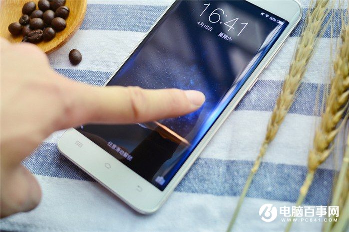 國產(chǎn)手機(jī)新標(biāo)桿 vivo Xplay5全面評(píng)測