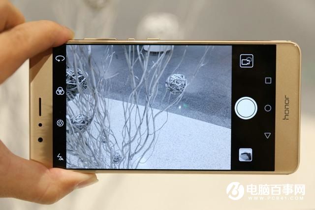 支持3D動態(tài)拍照 榮耀V8拍照樣張體驗