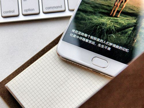 OPPO R9 Plus和華為P8對比