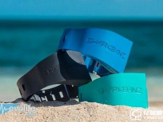 Sharkbanz Seafoam智能手環(huán) 讓你在海里玩耍時(shí)避免鯊魚(yú)的襲擊