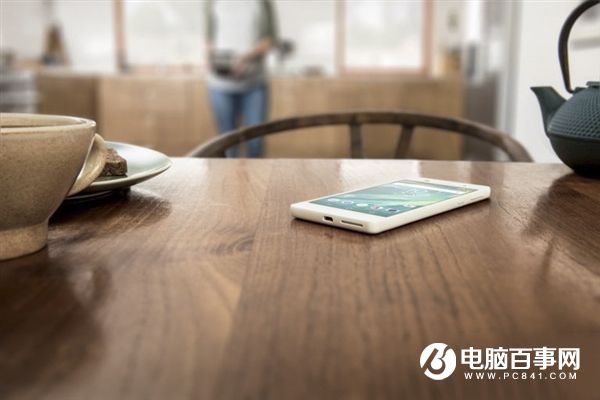 索尼發(fā)布5寸新機(jī)Xperia E5配置低 720P、1.5G內(nèi)存