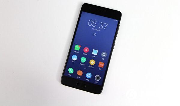 ZUK Z2和ZUK Z2 Pro哪個好 ZUK Z2 Pro與ZUK Z2區別對比