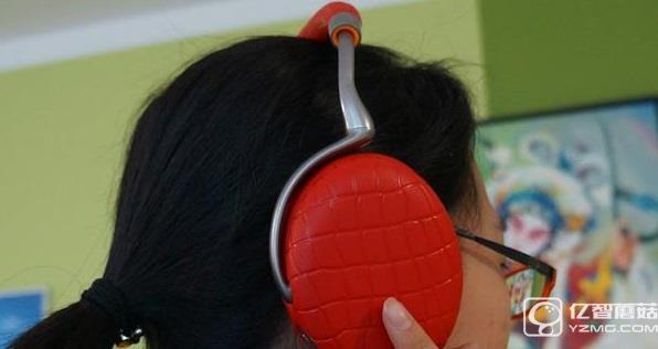 Parrot Zik 3耳機評測：配戴能再舒服點就出手