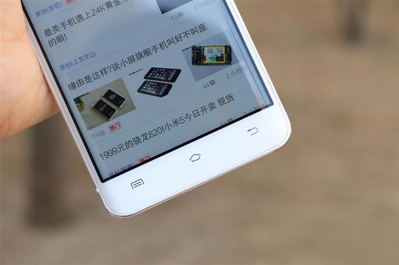 6G內存+驍龍820+雙曲面屏！vivo Xplay5旗艦版評測