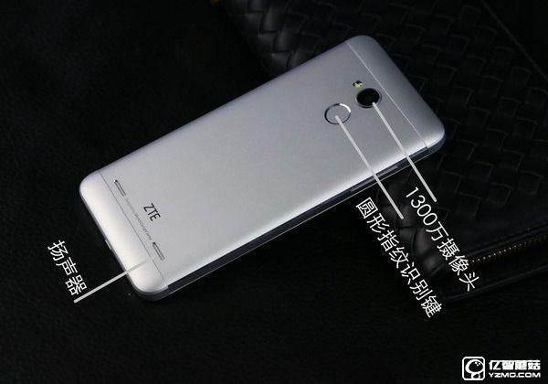 中興Blade A2和A1哪個好？中興Blade A2與A1區(qū)別對比