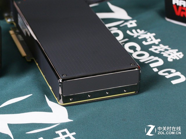 仗劍大殺四方 AMD Radeon Pro Duo首測 