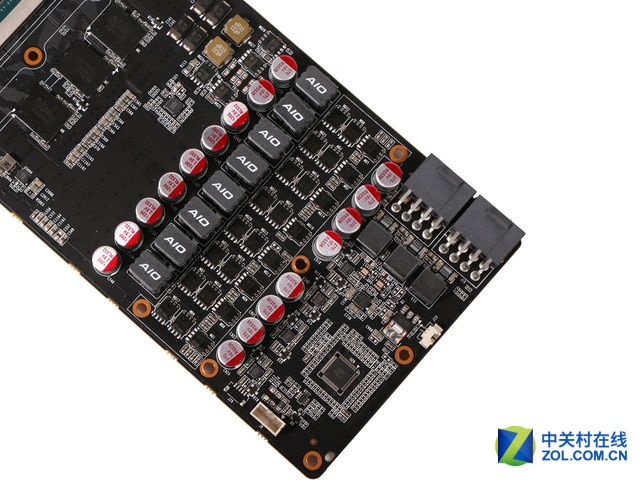 越級高規強卡 索泰GTX970至尊PLUS評測 