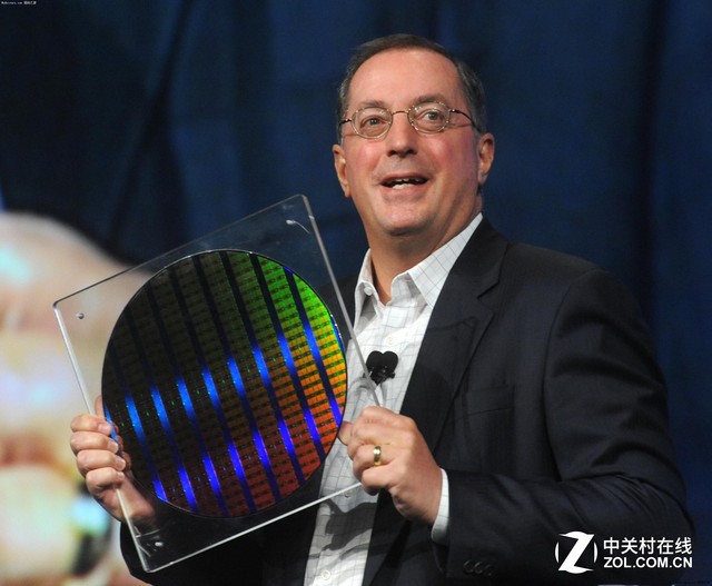 Intel改變戰略模式 摩爾定律即將終結？ 