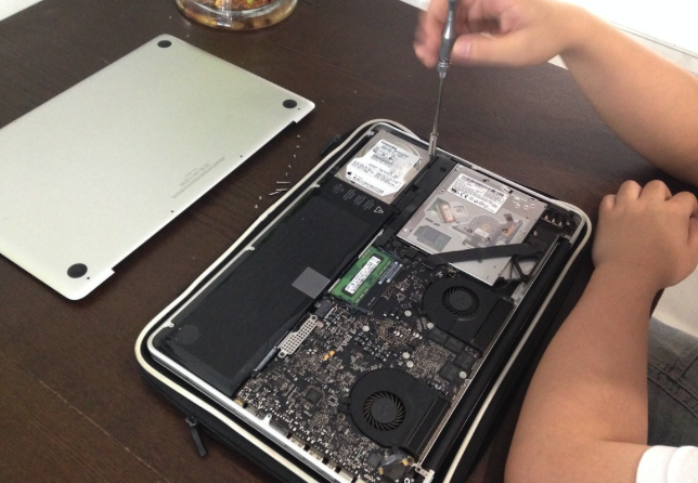 MacBook Pro更換硬盤及系統安裝教程