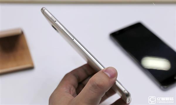 2499元買嗎？一加3上手體驗：強的不止6GB內存