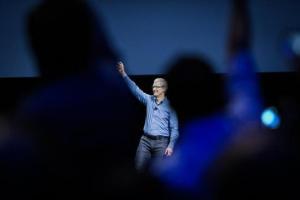 福布斯：iPhone落后怪蘋果對新技術保守