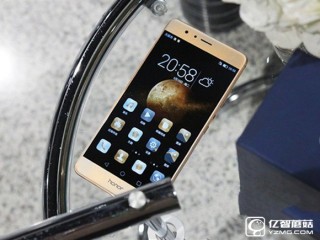 榮耀v8和vivo xplay 5區(qū)別對比評測