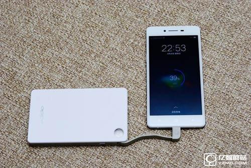 華為榮耀8和OPPO A53對(duì)比評(píng)測(cè)1