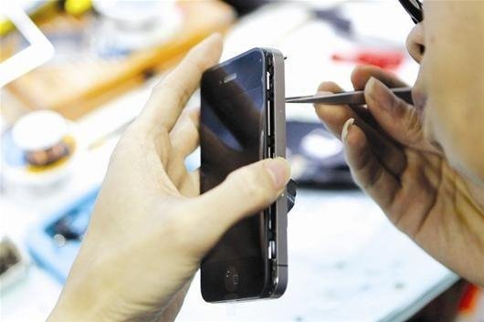手機網上維修存貓膩：質量無保障配件遭偷換