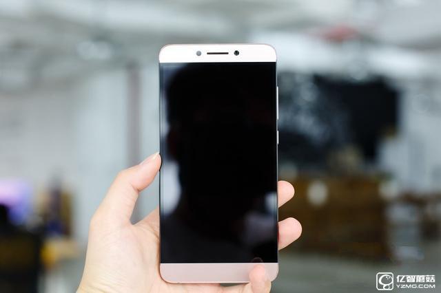 華為P9 Plus/ 樂視樂Max 2對比評測：是遇上強(qiáng)敵 更有誠意！