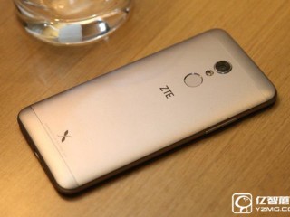 中興小鮮4和360手機N4S區別對比評測