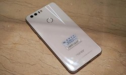 榮耀8和魅族魅藍E區(qū)別對比評測